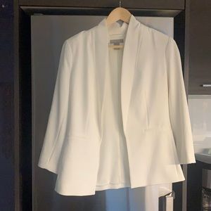 H&M Size 6 White Blazer